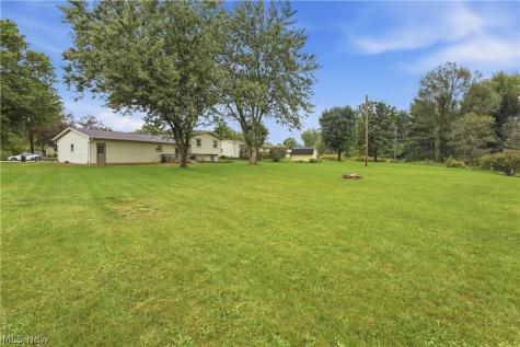 8008 Garnet Avenue NE Canton OH 44721