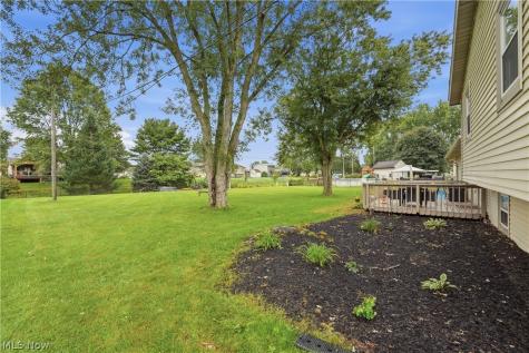 8008 Garnet Avenue NE Canton OH 44721