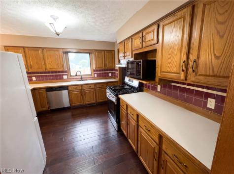 1100 Prescot Avenue NW Massillon OH 44646