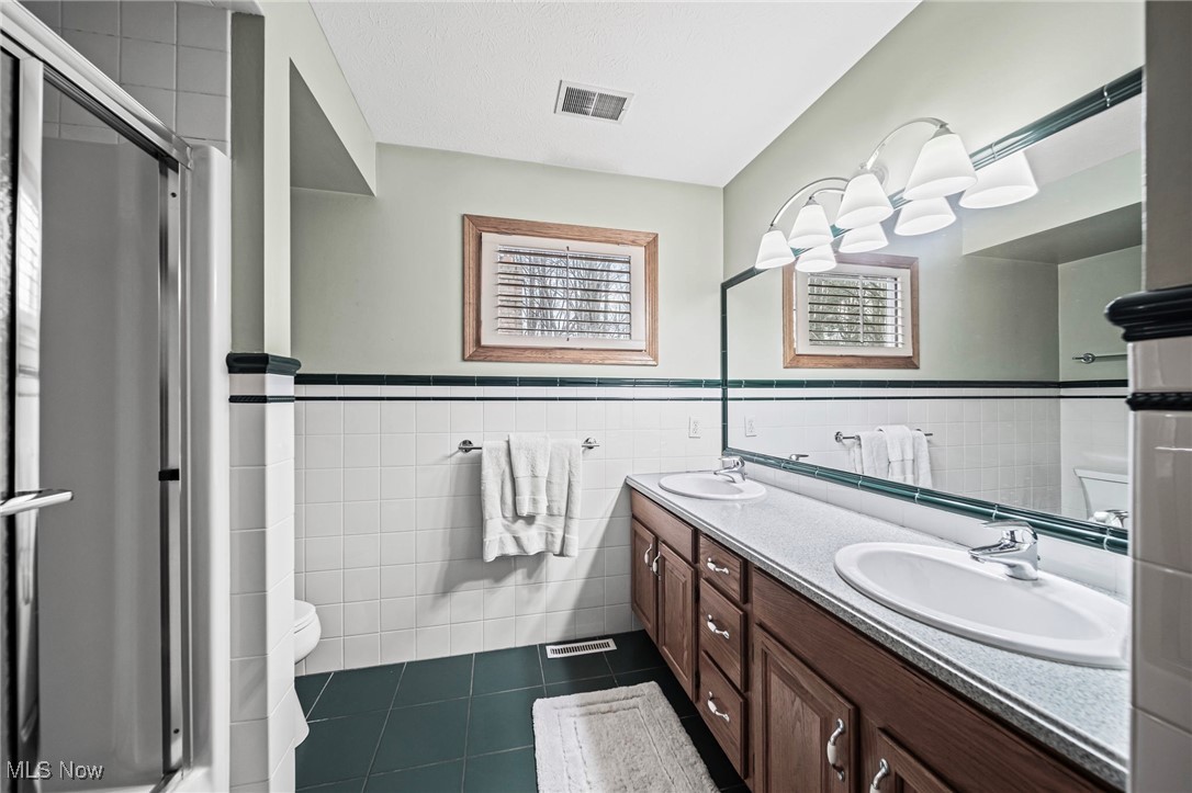 2675 Deer Run Willoughby Hills OH 44094