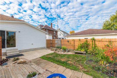 1134 W 29th Street Lorain OH 44052