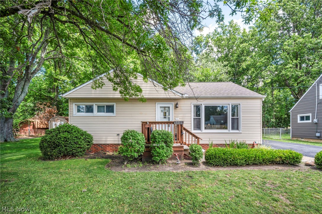 301 E 317th Street Willowick OH 44095