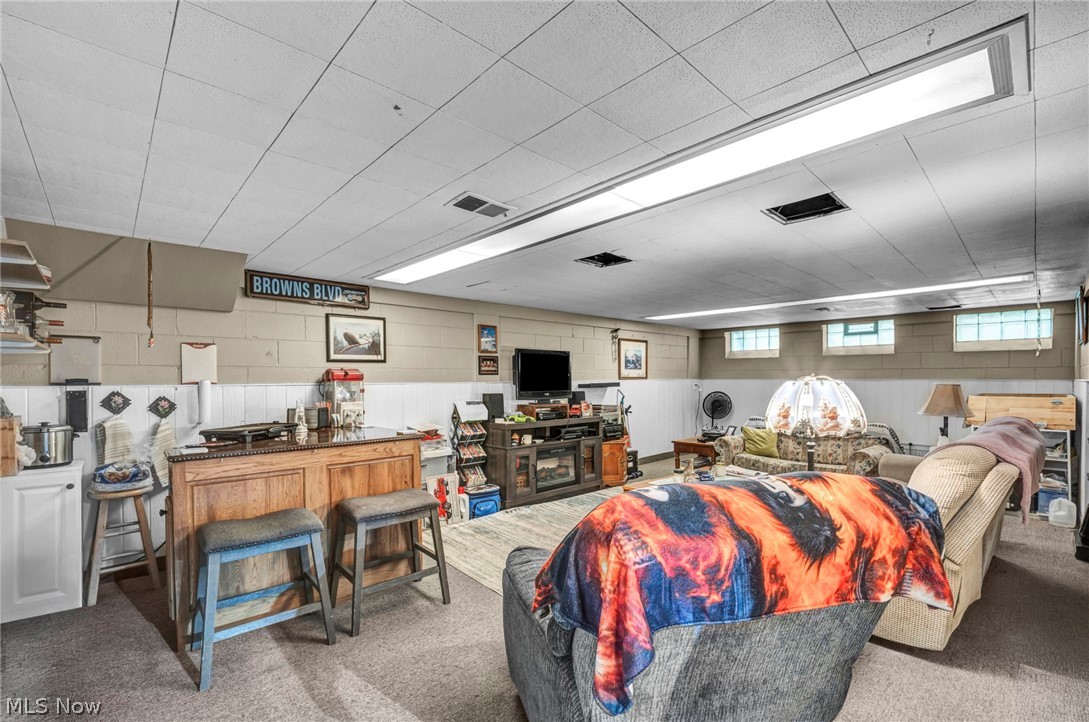301 E 317th Street Willowick OH 44095