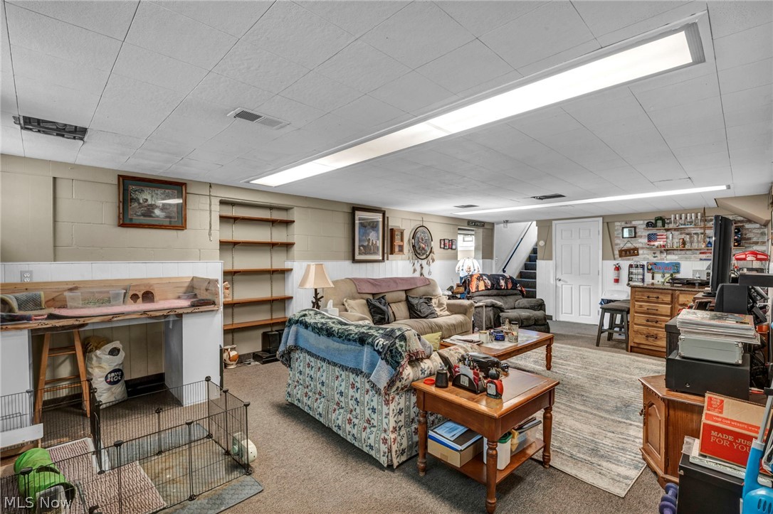 301 E 317th Street Willowick OH 44095