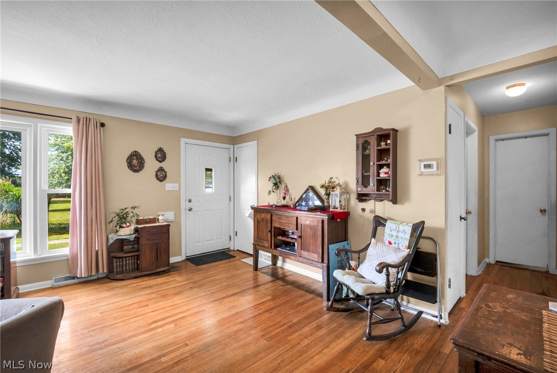 301 E 317th Street Willowick OH 44095