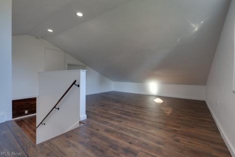 1211 Jakse Drive Eastlake OH 44095