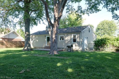 1211 Jakse Drive Eastlake OH 44095