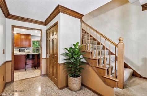 32921 N Burr Oak Drive Solon OH 44139