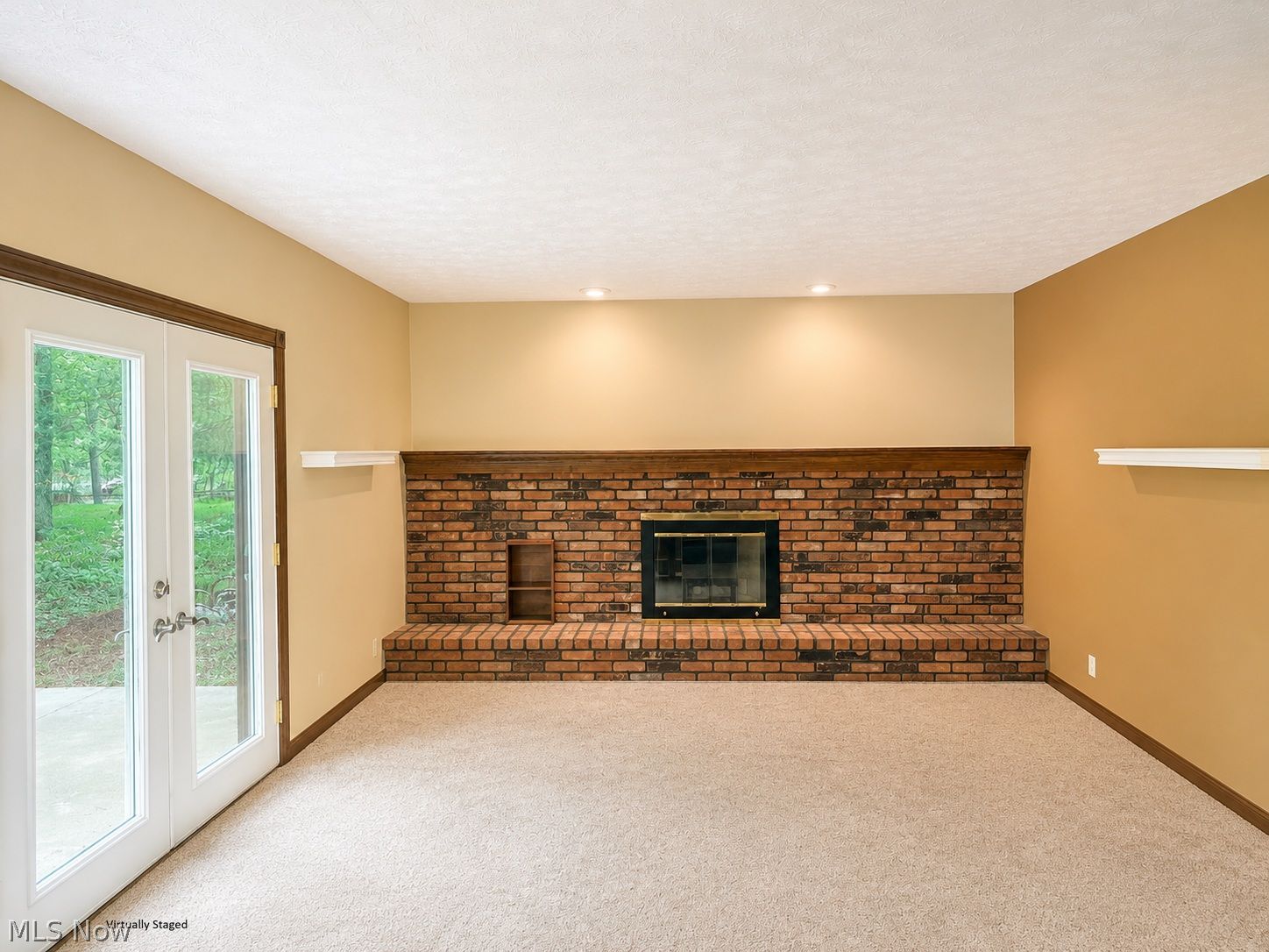 32921 N Burr Oak Drive Solon OH 44139