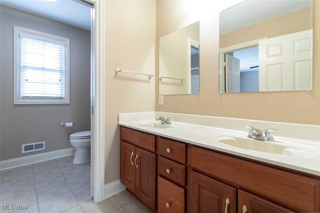 6349 Manor Glen Drive Medina OH 44256