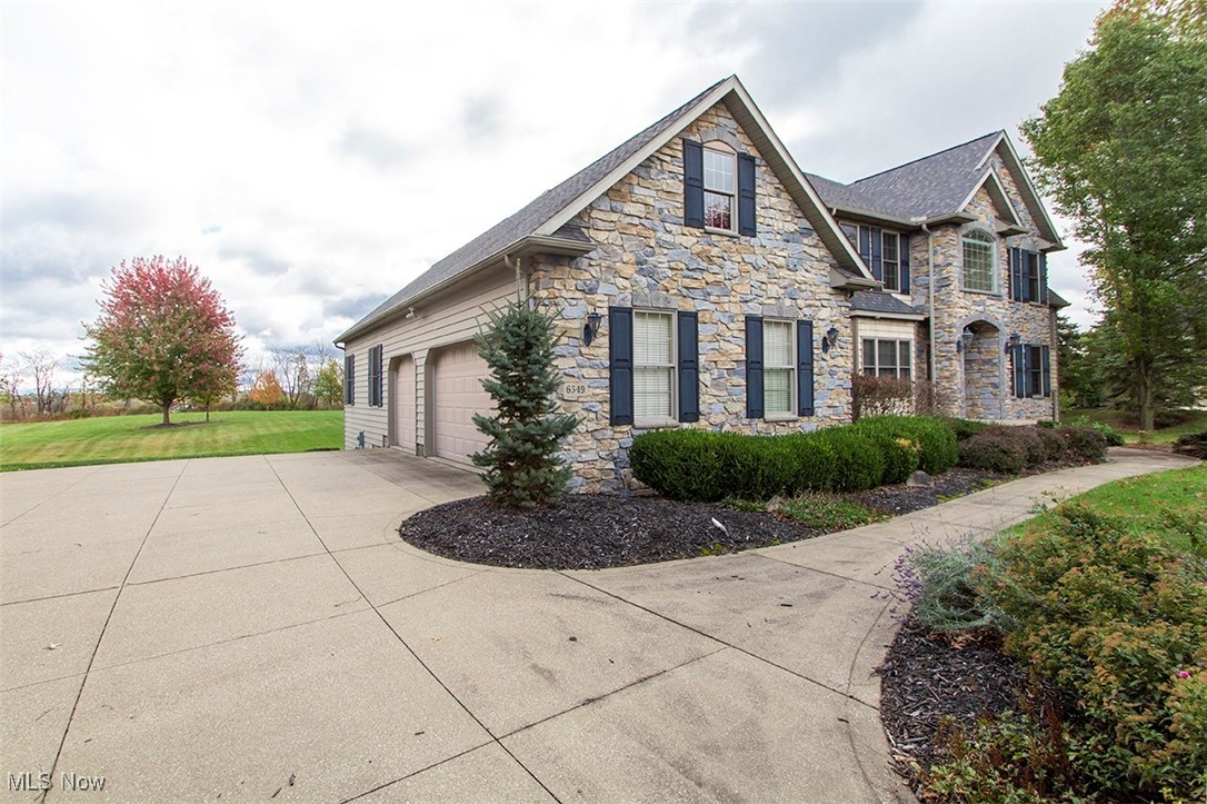 6349 Manor Glen Drive Medina OH 44256