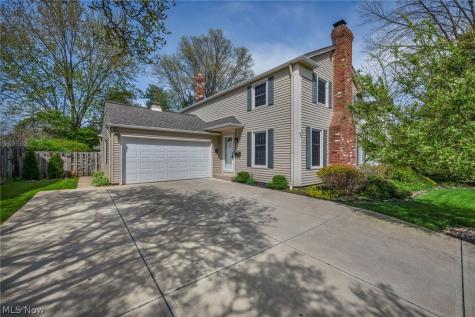23066 Stoneybrook Drive North Olmsted OH 44070