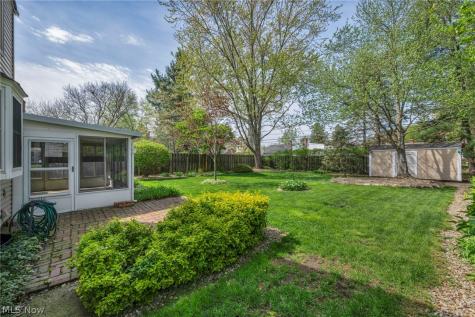 23066 Stoneybrook Drive North Olmsted OH 44070