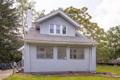 516 Bacon Avenue Akron OH 44320