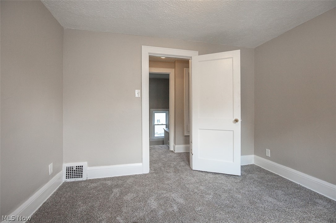 516 Bacon Avenue Akron OH 44320