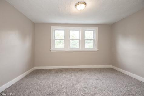 516 Bacon Avenue Akron OH 44320