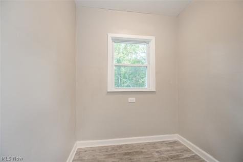 516 Bacon Avenue Akron OH 44320