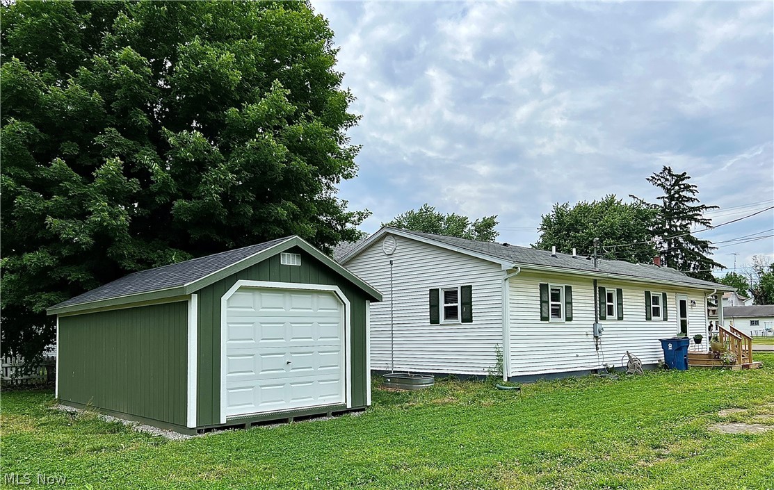 374 Pearl Street Leetonia OH 44431