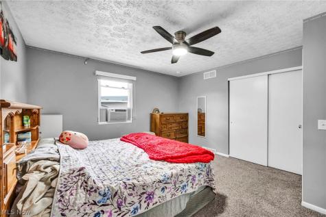 3246 Woodington Avenue SW Canton OH 44706