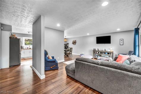 3246 Woodington Avenue SW Canton OH 44706