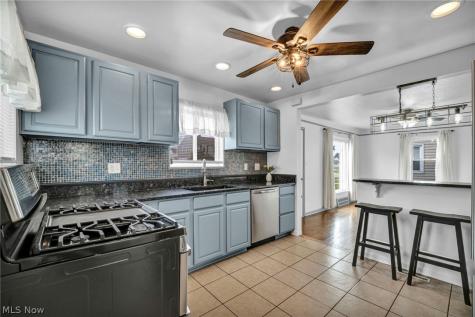 2910 Commonwealth Drive Parma OH 44134