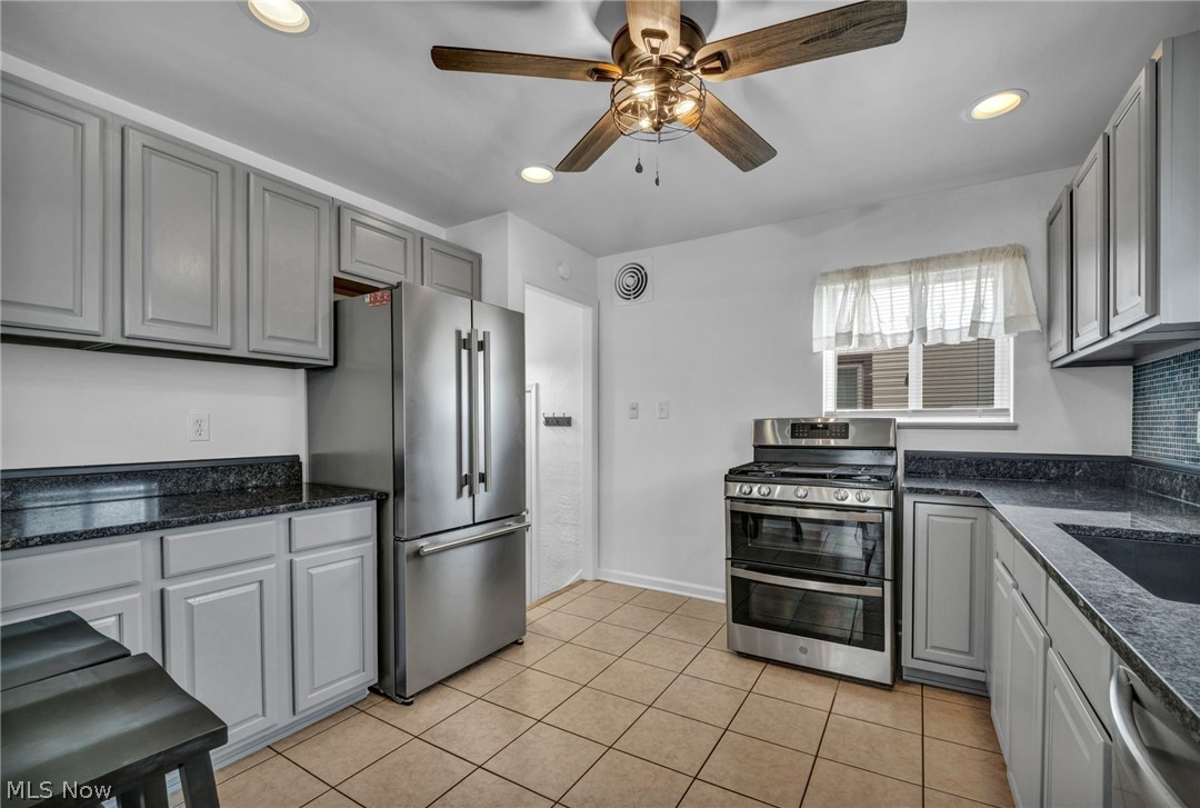 2910 Commonwealth Drive Parma OH 44134