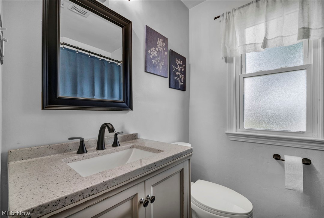 2910 Commonwealth Drive Parma OH 44134