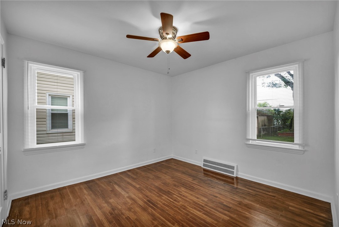2910 Commonwealth Drive Parma OH 44134