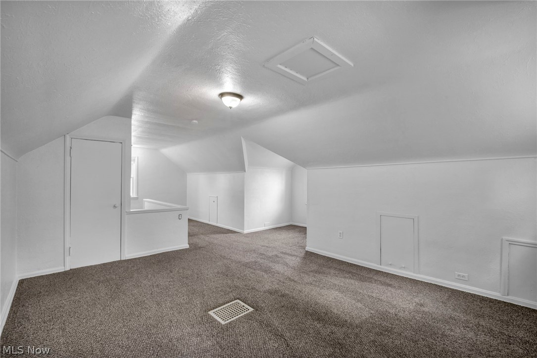 2910 Commonwealth Drive Parma OH 44134