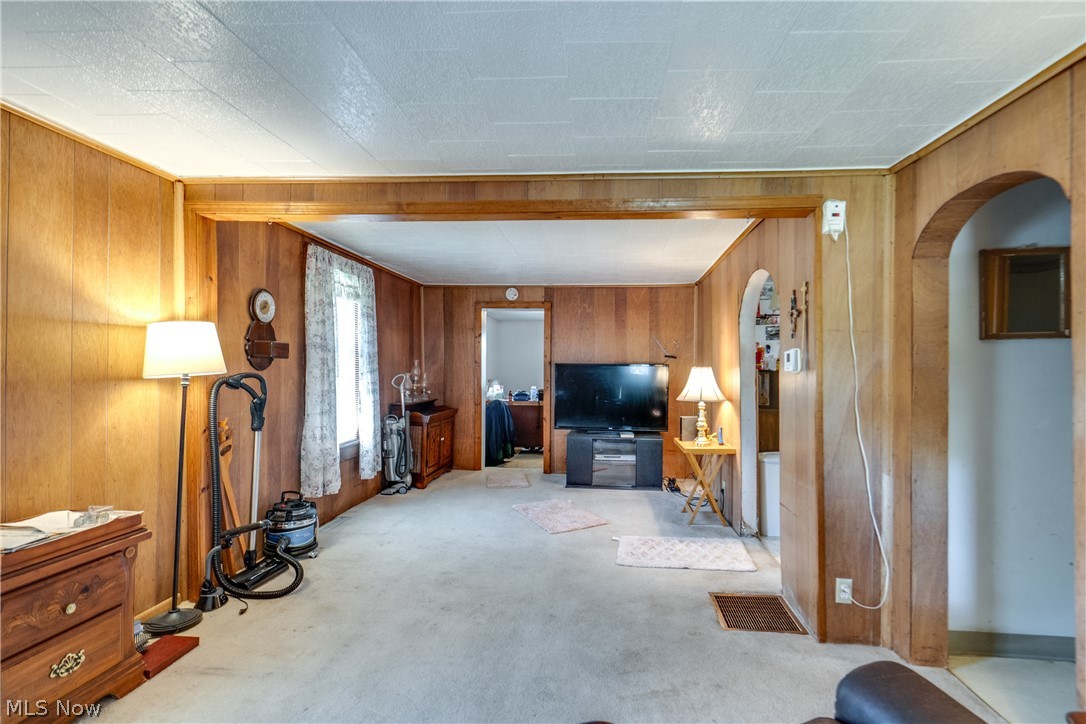 3797 Harper Avenue Barberton OH 44203