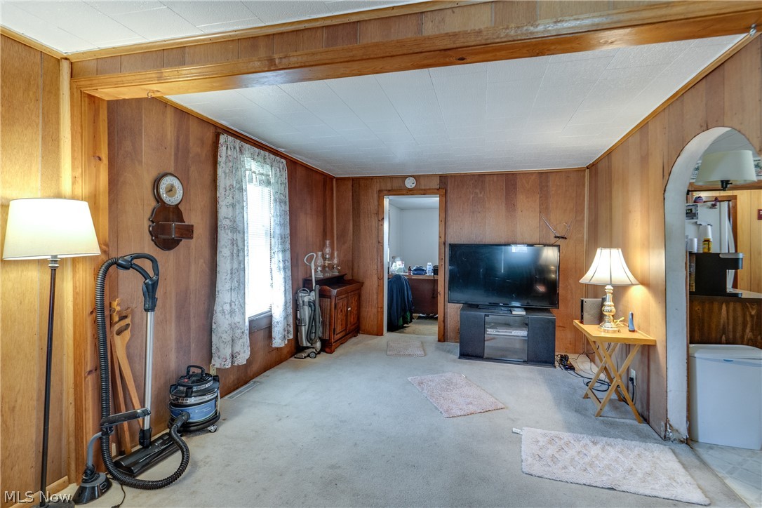 3797 Harper Avenue Barberton OH 44203