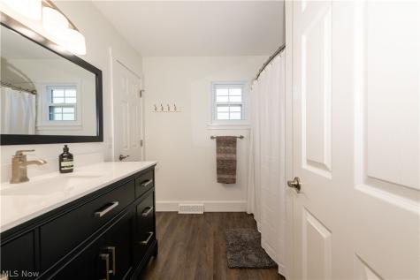 7476 Mckinley Street Mentor OH 44060
