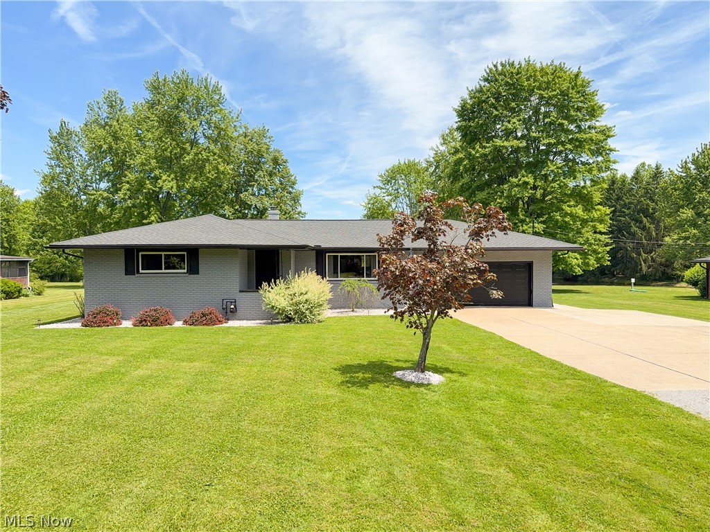 6132 Oak Hill Drive West Farmington OH 44491