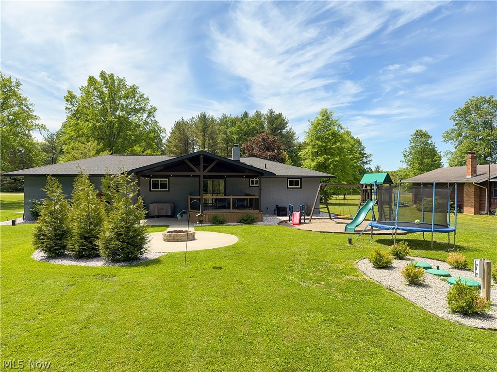 6132 Oak Hill Drive West Farmington OH 44491