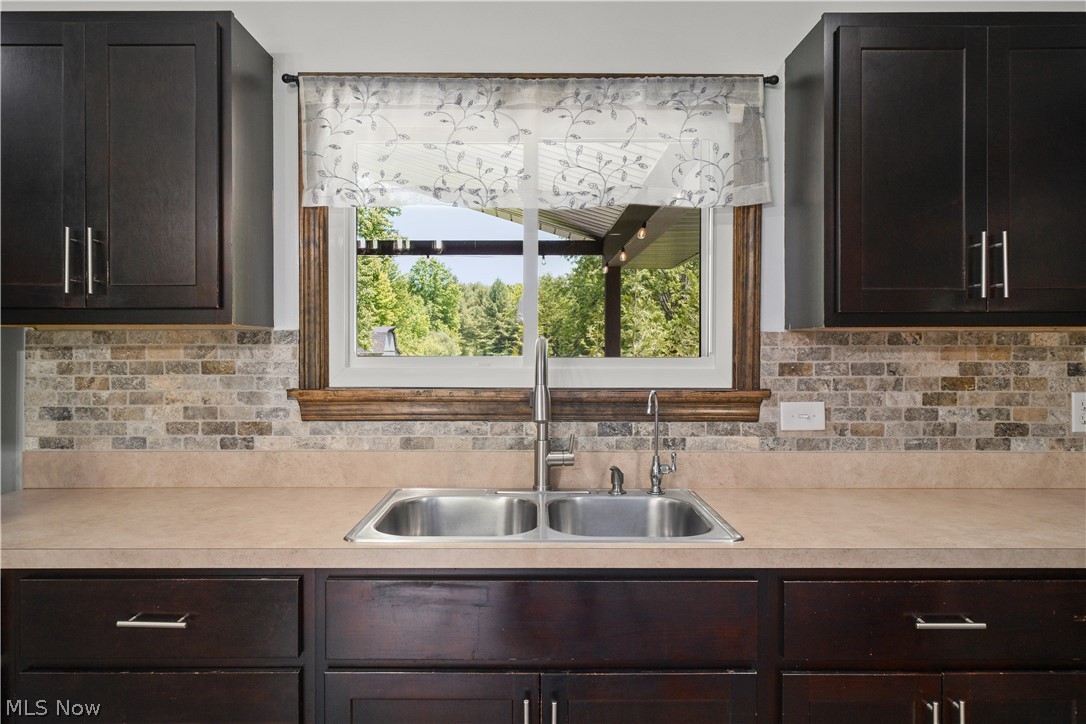 6132 Oak Hill Drive West Farmington OH 44491