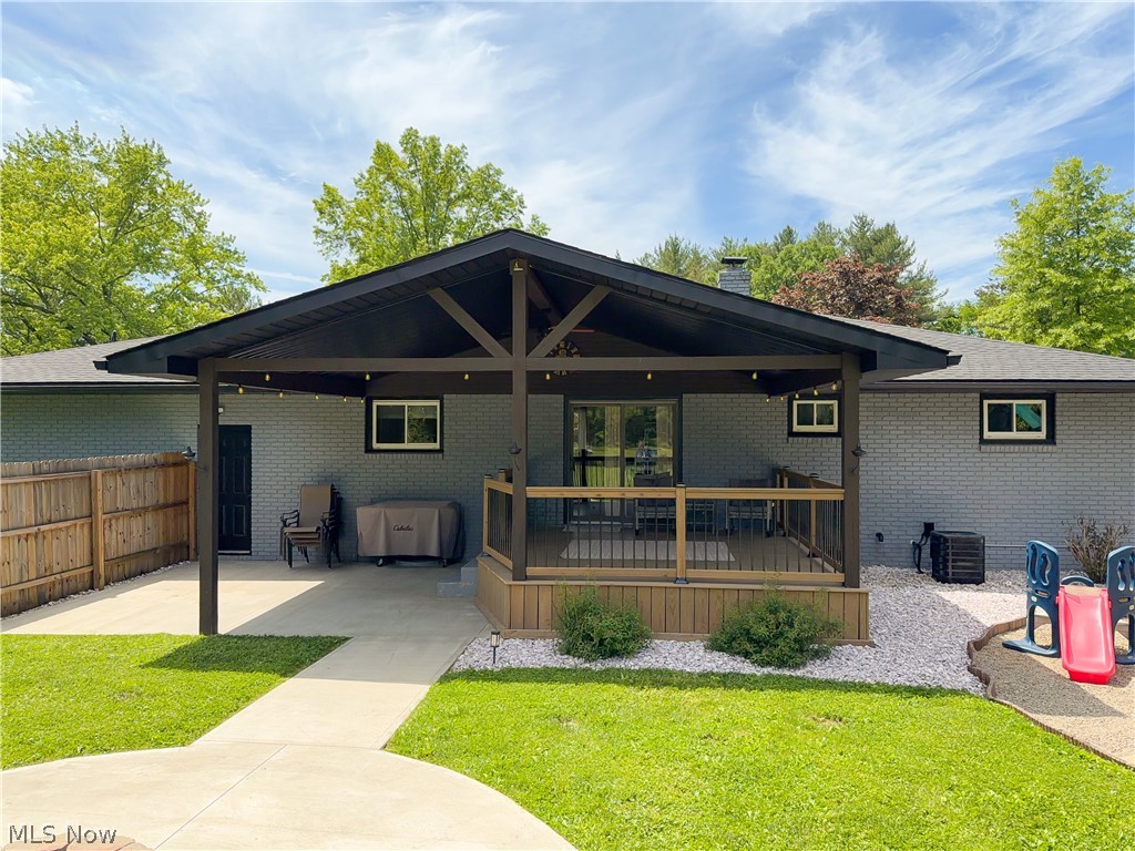 6132 Oak Hill Drive West Farmington OH 44491