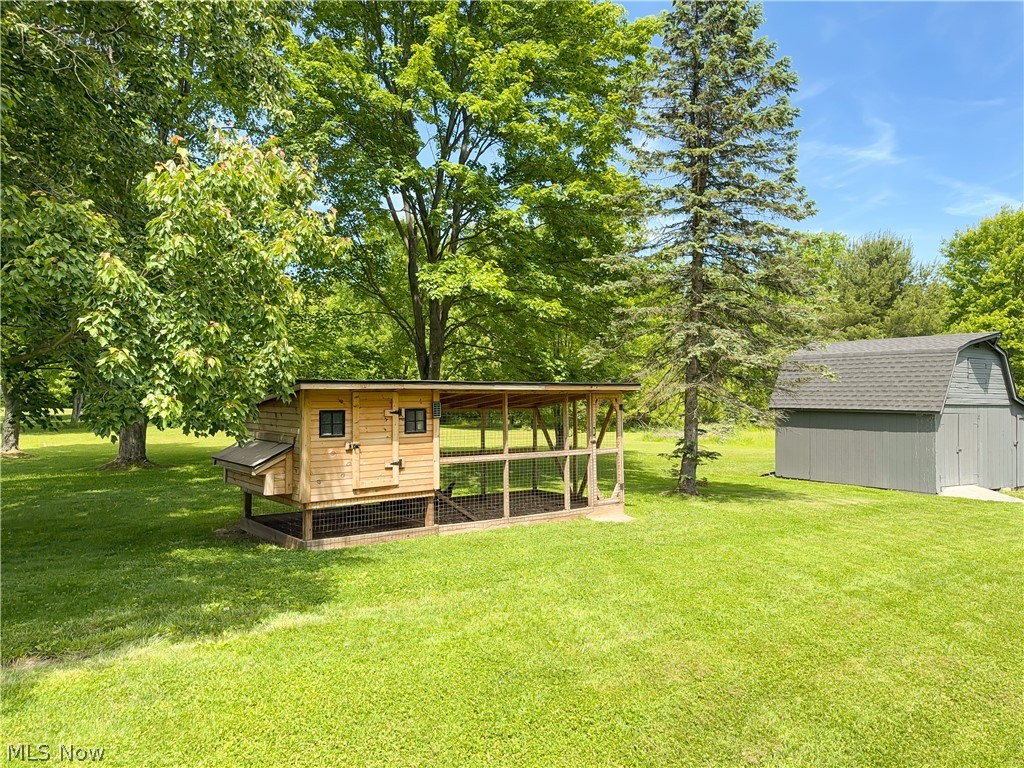 6132 Oak Hill Drive West Farmington OH 44491