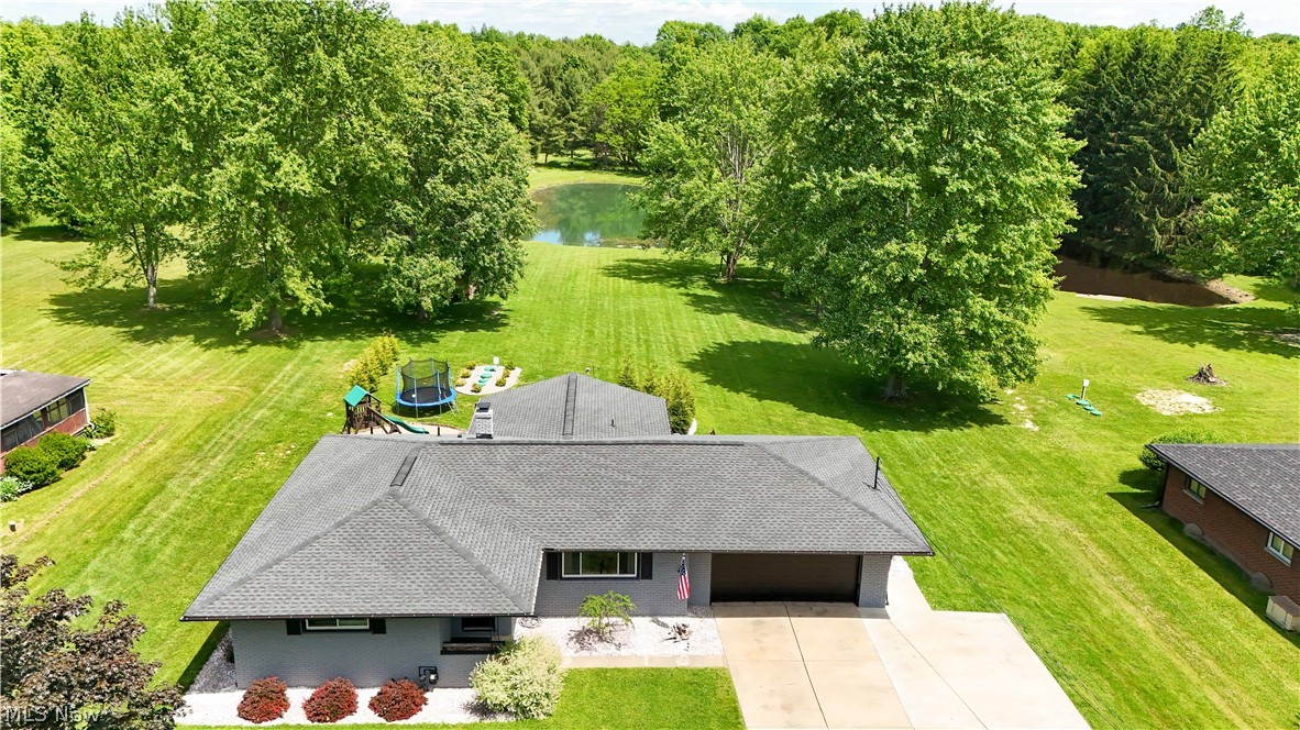 6132 Oak Hill Drive West Farmington OH 44491