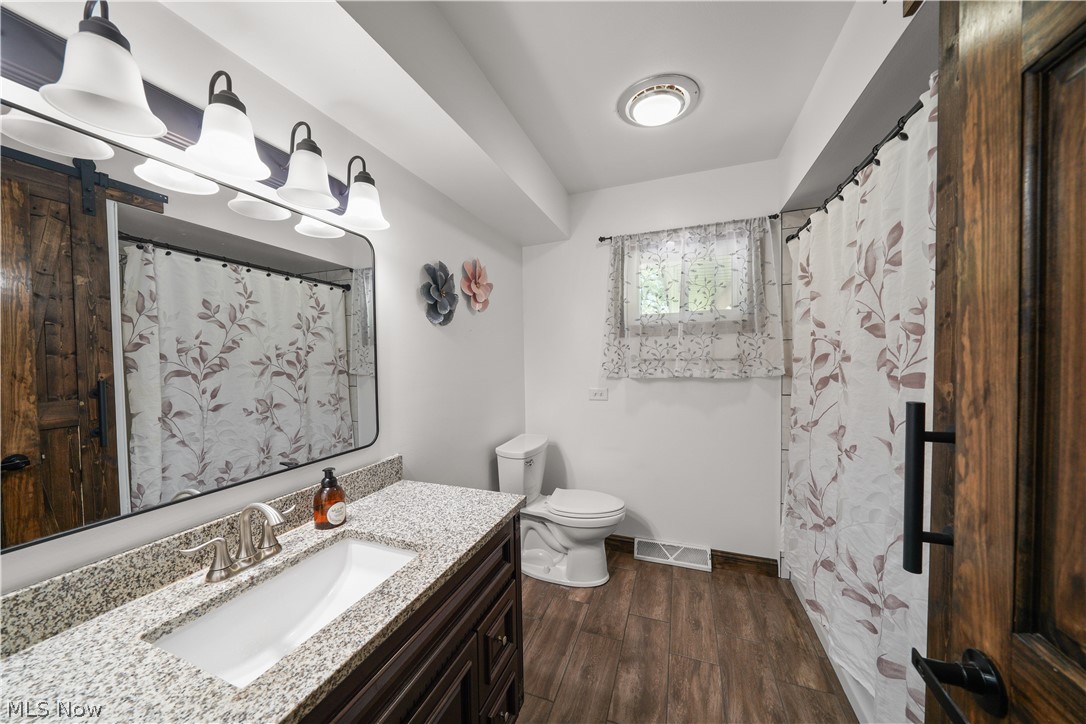 6132 Oak Hill Drive West Farmington OH 44491