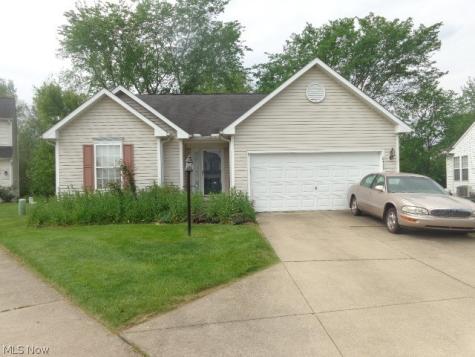 8489 Antlers Trail North Ridgeville OH 44039