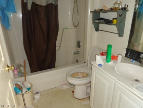 8489 Antlers Trail North Ridgeville OH 44039
