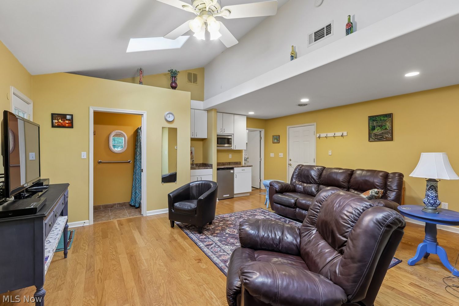 6081 Boston Road Valley City OH 44280