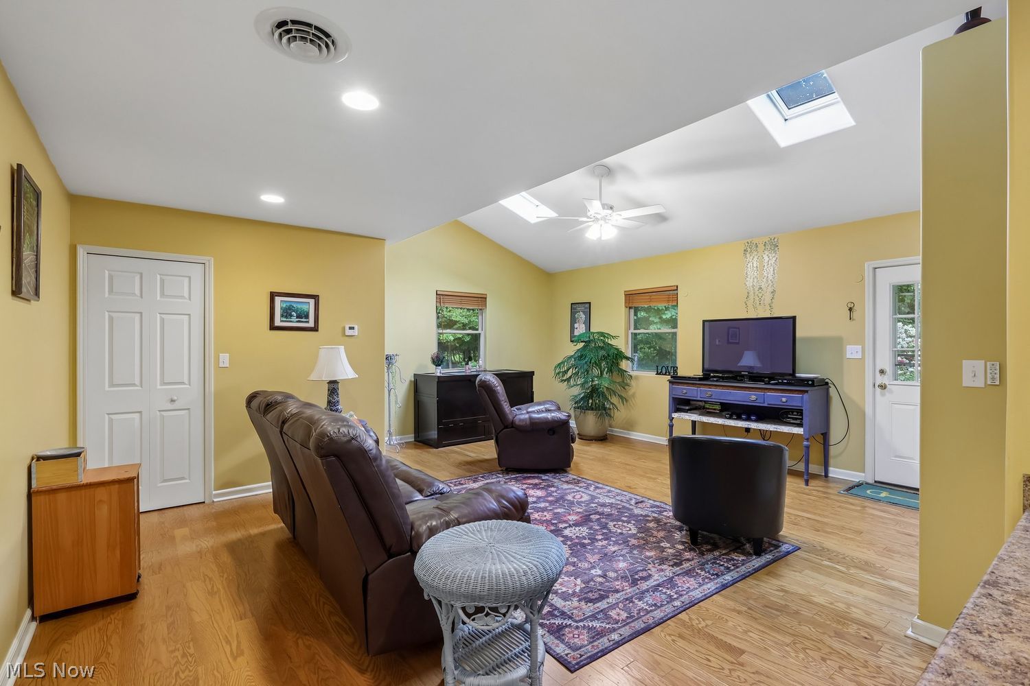 6081 Boston Road Valley City OH 44280
