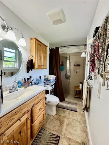 165 Wynnwood Drive Marietta OH 45750