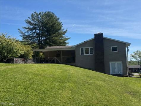 165 Wynnwood Drive Marietta OH 45750