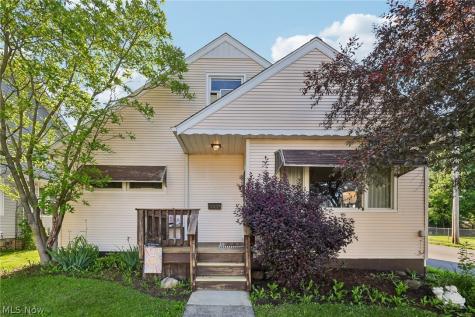 225 24th Street NW Barberton OH 44203