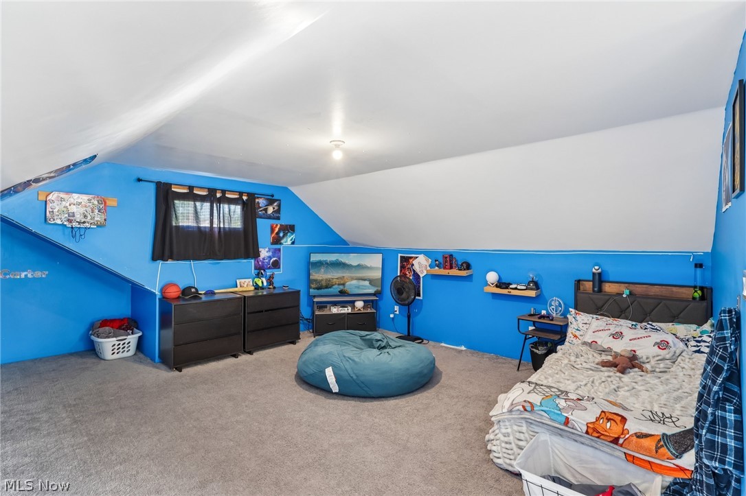 225 24th Street NW Barberton OH 44203
