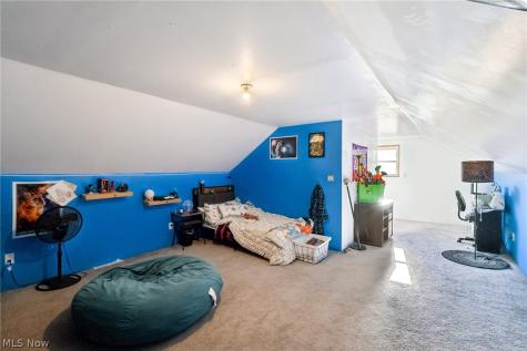 225 24th Street NW Barberton OH 44203