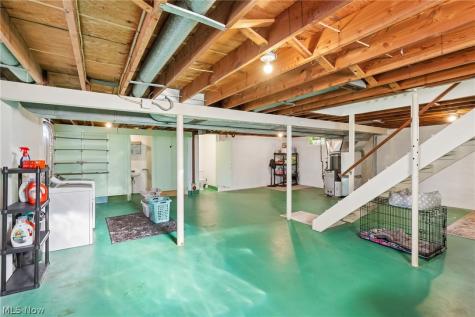 225 24th Street NW Barberton OH 44203