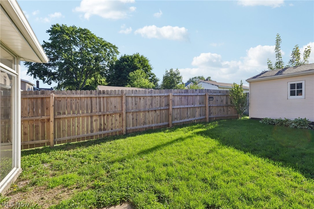 225 24th Street NW Barberton OH 44203